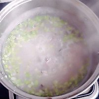 香菇瘦肉粥的做法图解3