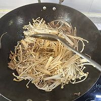 #减一点更好#金针菇炒肉丝 简直太好吃了 开胃下饭首选的做法图解6
