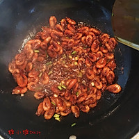 上海油爆虾的做法图解12