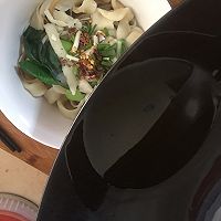 家常油泼面的做法图解9