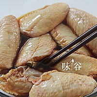 消暑解油腻的大肉菜——茶香鸡翅中的做法图解2