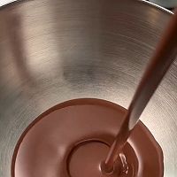 母亲节的巧克力草莓蛋糕的做法图解7