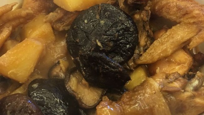 香菇土豆炖小鸡的做法