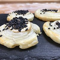 松软香脆的手抓饼香蕉卷，真香啊，乖乖在家做美食，武汉加油。的做法图解7