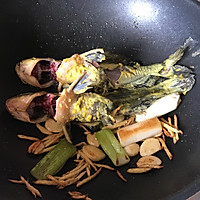 昂刺鱼豆腐汤的做法图解5