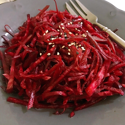 凉拌爽口甜菜根