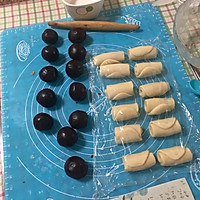 豆沙蛋黄酥的做法图解8