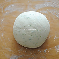 玉米香葱肉松贝果的做法图解2