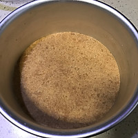 草莓可可慕斯蛋糕的做法图解2