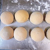 养生主食｜玫瑰黑糖豆沙开花馒头#a2紫白金吸收实力派#的做法图解8