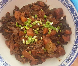 咸菜红烧肉的做法