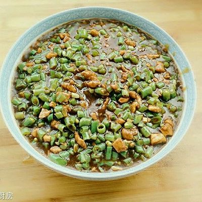 豆角肉沫炸酱面