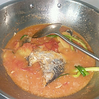 茄汁鲳鱼的做法图解3