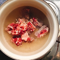茶树菇玉米排骨汤的做法图解1