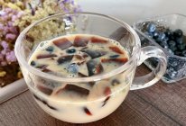 #中小学生做饭指南#巨简单红糖QQ奶的做法