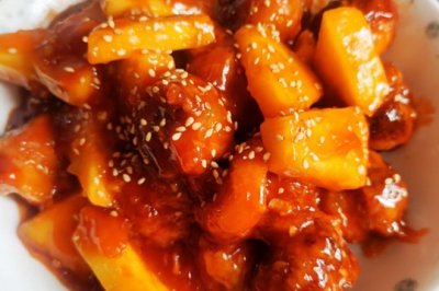 菠萝咕噜肉