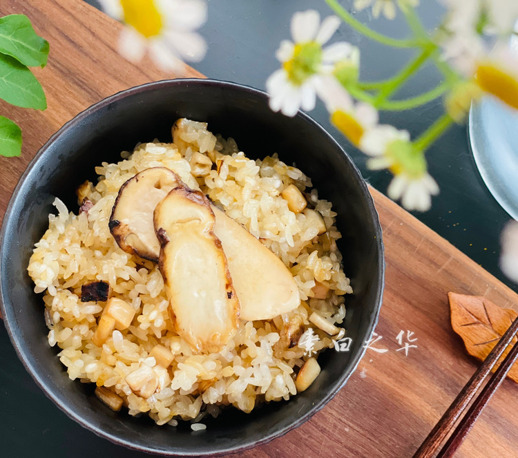 松茸炒饭 纯净素食的做法
