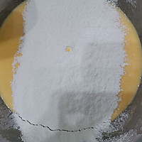 酸奶心型蛋糕#硬核菜谱制作人#的做法图解3