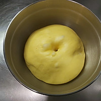 #一道菜表白豆果美食#南瓜豆沙小餐包的做法图解7