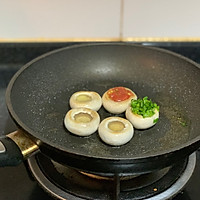 清鲜爽口、简单易做、容易上手的“香煎口蘑”（香煎白蘑菇）的做法图解10
