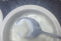椰肉炖牛奶的做法
