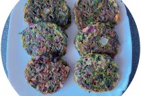 减脂日记～菠菜厚蛋饼的做法
