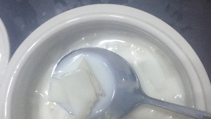 椰肉炖牛奶