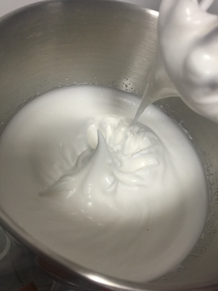 海绵杯子蛋糕的做法图解2
