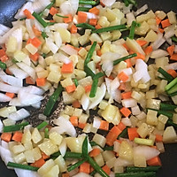 土豆洋葱海鲜意大利面两吃的做法图解6