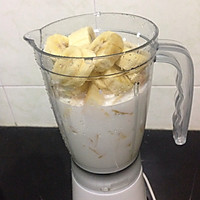 香蕉苹果奶昔的做法图解4