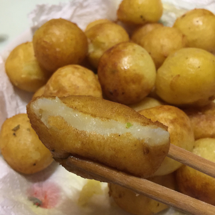 炸土豆丸子的做法