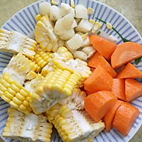 两款夏季清热消暑的汤:清补凉猪骨汤/玉米胡萝卜马蹄猪骨汤的做法图解8