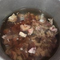 西红柿炖牛腩的做法图解1
