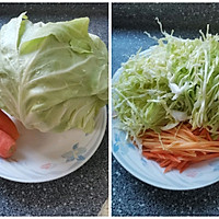 蔬菜香肠炒面的做法图解3