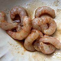 竹筒虾仁饭的做法图解1