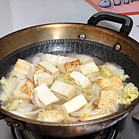 白菜豆腐粉丝煲的做法图解4