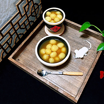 冬至汤圆（红糖姜汁汤圆）