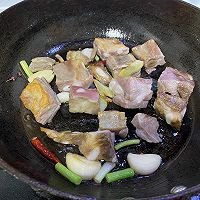 #舌尖上的乡村同款美食#腊排骨炖土豆(云南味道)的做法图解4