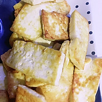 蛋黄煎豆腐的做法图解7