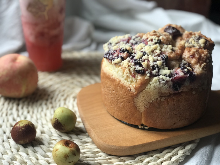 超级受欢迎的蓝莓奶酥面包的做法