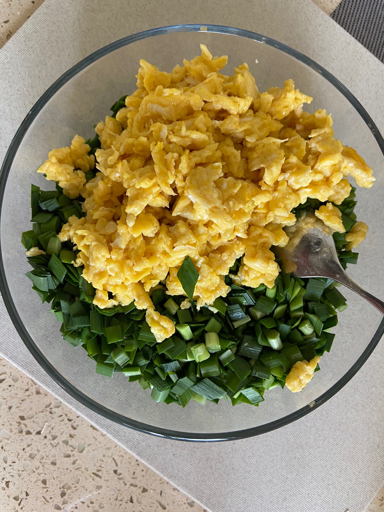韭菜鸡蛋馅包子怎么做_韭菜鸡蛋馅包子的做法_豆果美食