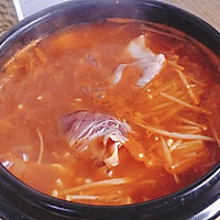 #暖冬酱在手，嗨吃部队锅#韩式泡菜豆腐汤的做法图解8