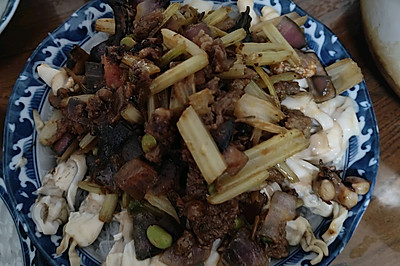 粉丝蒸蛏子浇牛肉汁，改良版粉丝蒸蛏子