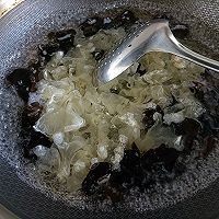 #解腻开胃就吃它#凉拌双耳的做法图解3