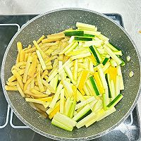 #金龙鱼橄调-橄想橄做#北欧牛肉米汉堡的做法图解2