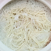 #夏日餐桌降温企划#捞汁凉面的做法图解3