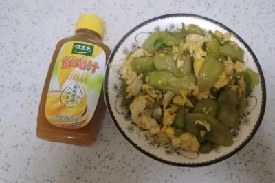 鸡汁丝瓜炒蛋