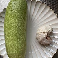 #晒出你的中秋团圆饭#清炒西葫芦的做法图解1