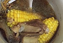 虫草花干贝玉米汤（产后月子餐）的做法