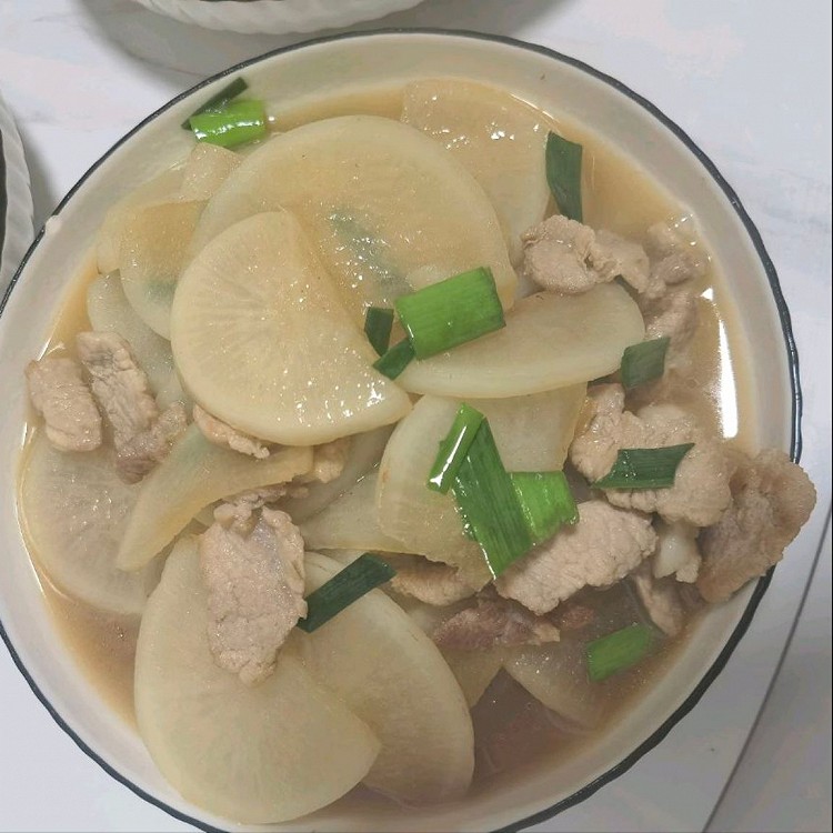 白萝卜烧肉的做法